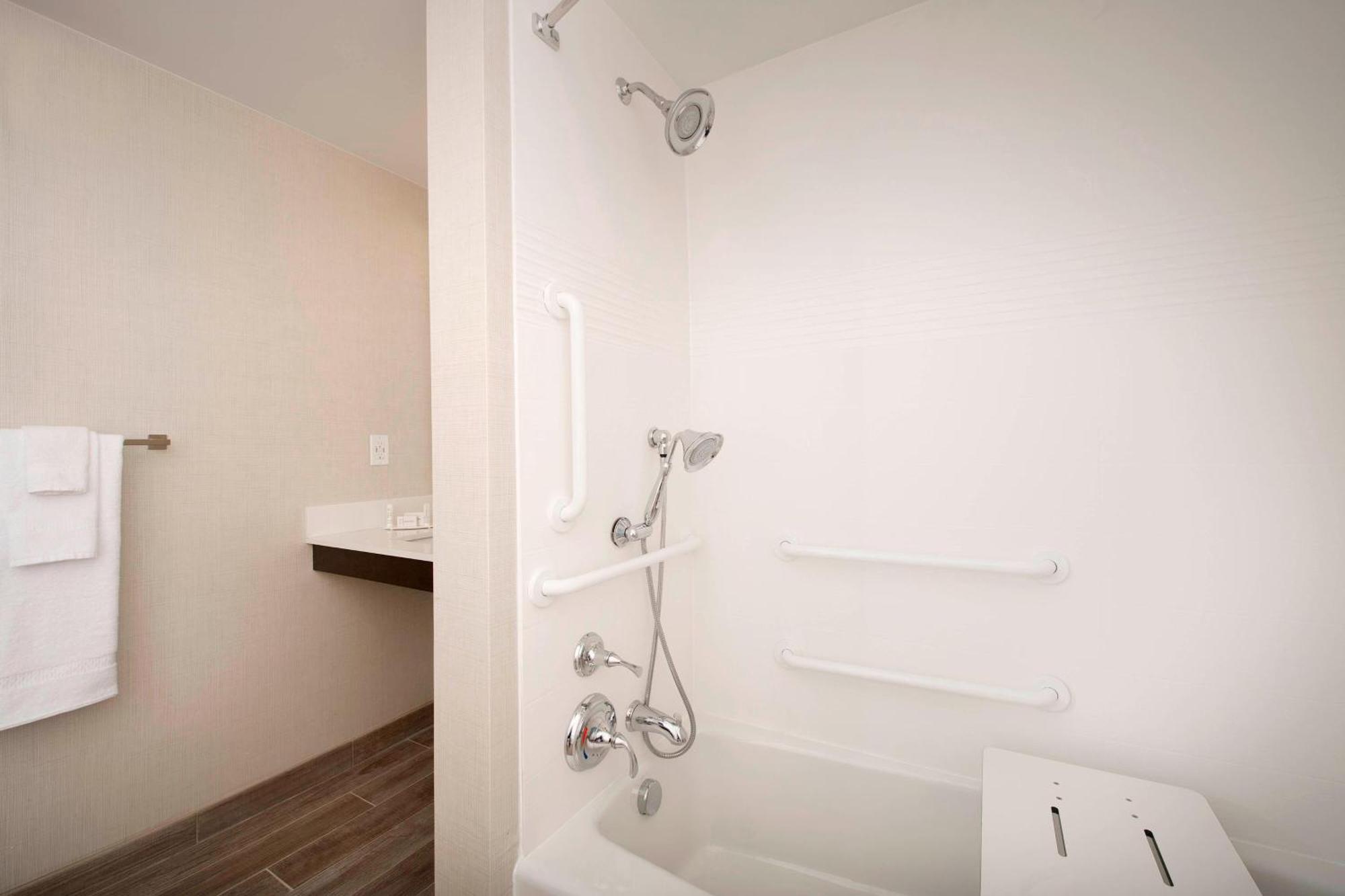 Mount Vernon Towneplace Suites By Marriott Alexandria Fort Belvoir מראה חיצוני תמונה