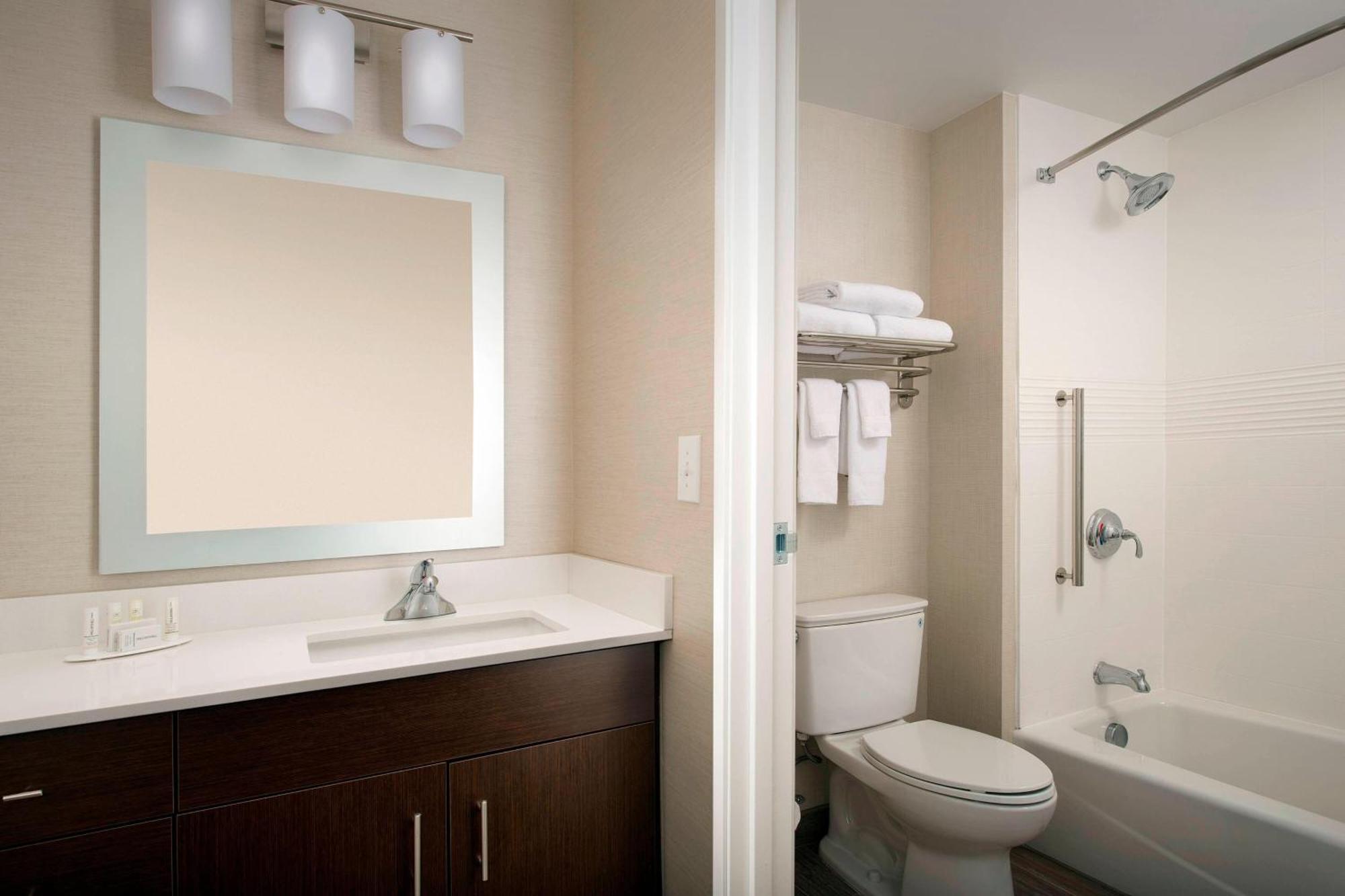 Mount Vernon Towneplace Suites By Marriott Alexandria Fort Belvoir מראה חיצוני תמונה