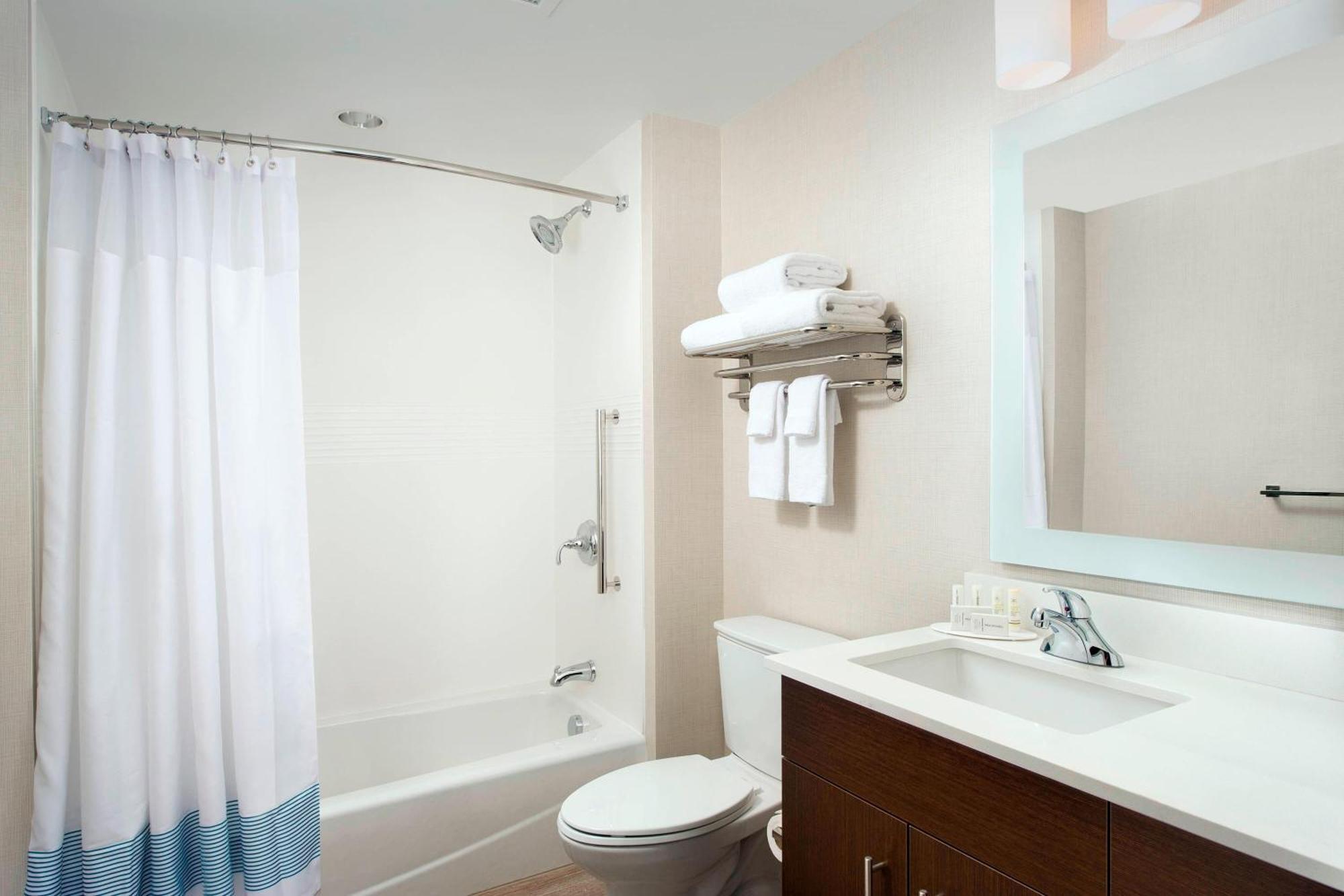 Mount Vernon Towneplace Suites By Marriott Alexandria Fort Belvoir מראה חיצוני תמונה